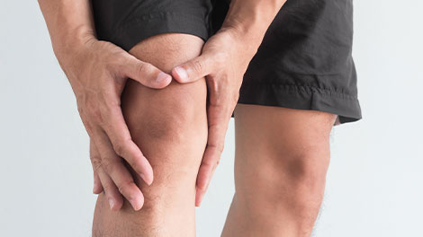 patient requiring knee pain treatment in Huntington